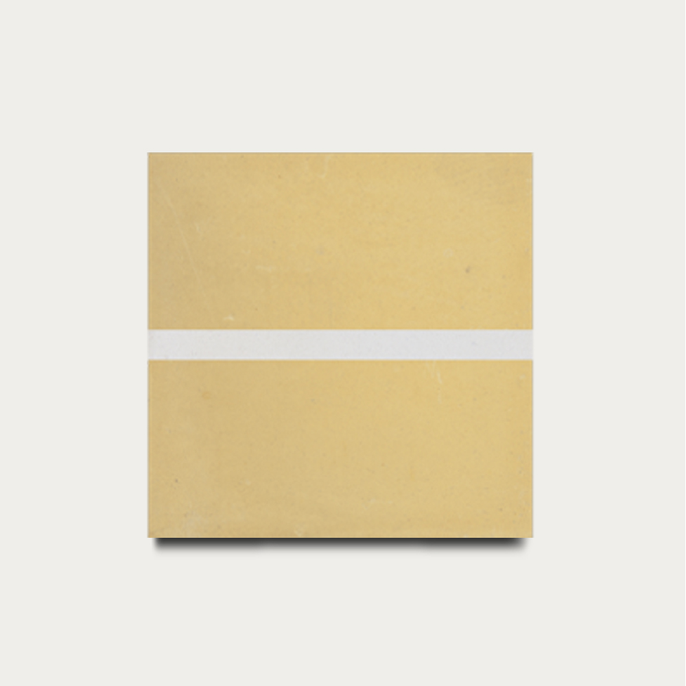 Athos Amarillo Fuerte Natural 2 Fondo Gris
